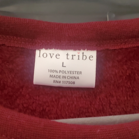 Never Worn- LOVE TRIBE Velvet Top - Picture 3 of 3